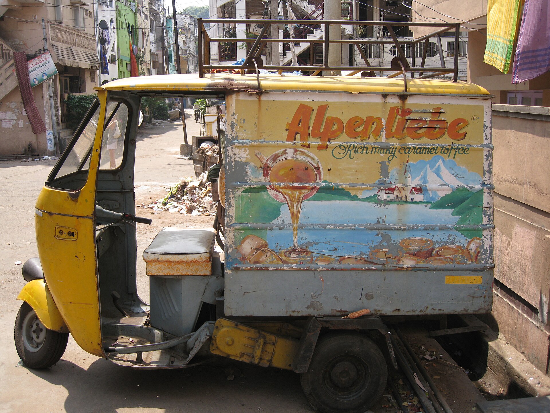 Bajaj Maxima XL Cargo E-TEC